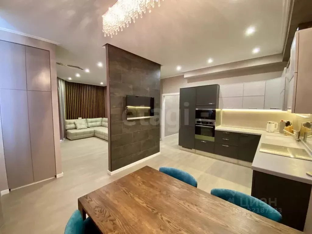 3-к кв. Белгородская область, Белгород Садовая ул., 3А (102.4 м) - Фото 1