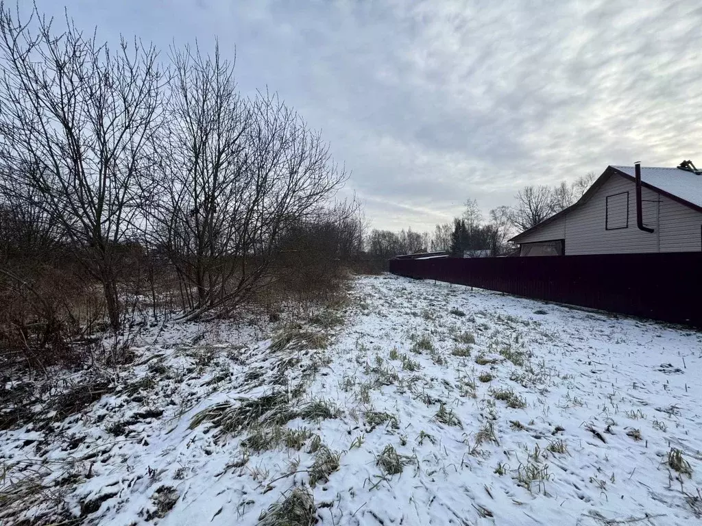 Участок в Московская область, Волоколамский муниципальный округ, д. ... - Фото 1