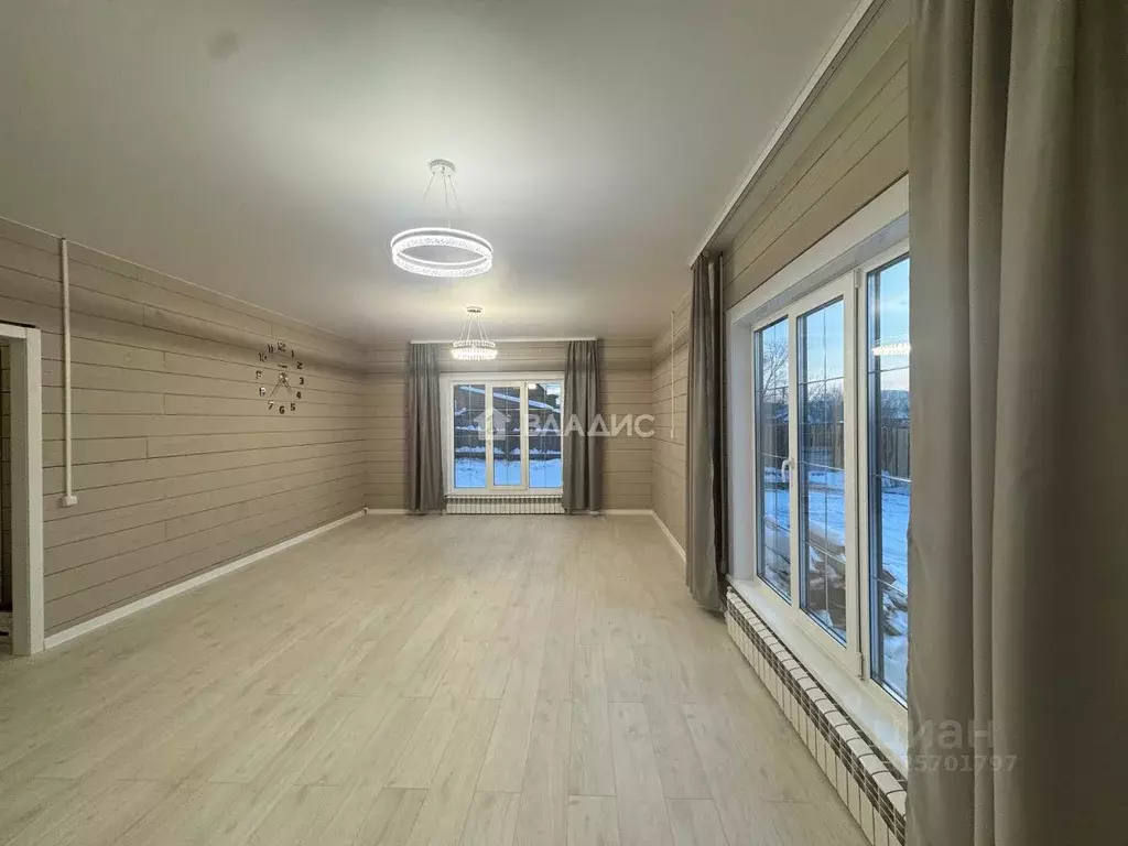 Дом в Бурятия, Тарбагатайский район, Саянтуйское с/пос, с. Нижний ... - Фото 1