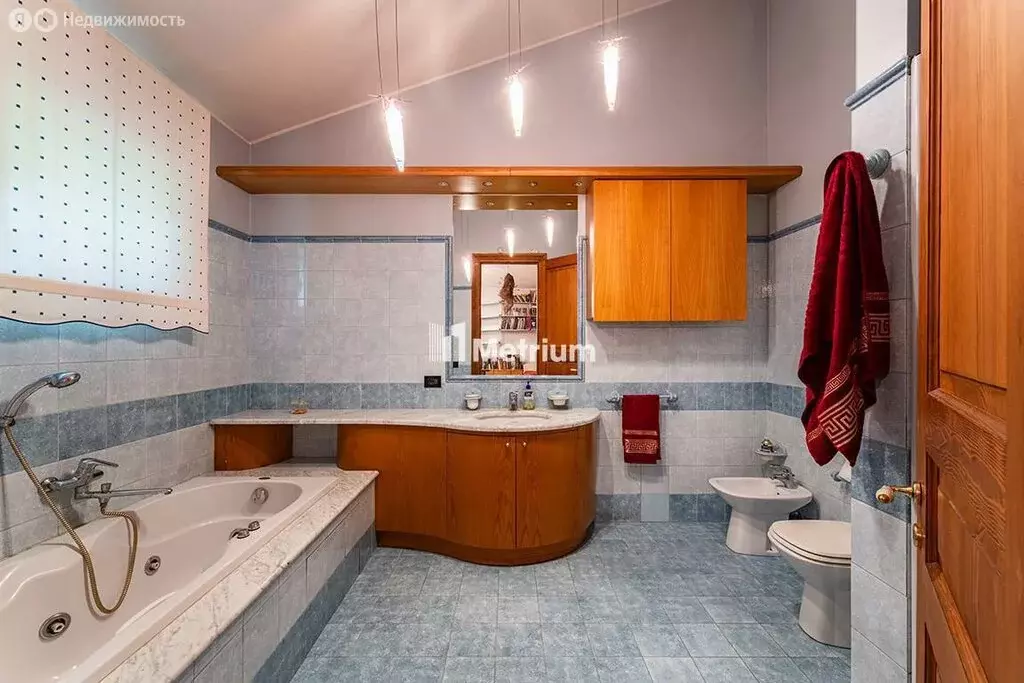 Дом в деревня Жуковка, Тенистая улица (620 м) - Фото 1