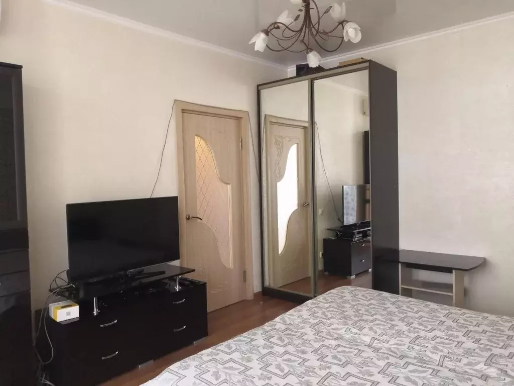 1-к кв. Краснодарский край, Сочи ул. Макаренко, 8/12 (36.0 м) - Фото 1