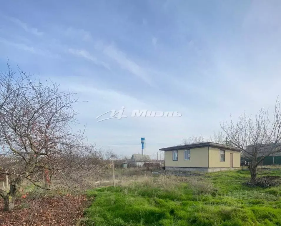 Дом в Крым, Симферопольский район, Перовское с/пос, Новозбурьевка ... - Фото 1