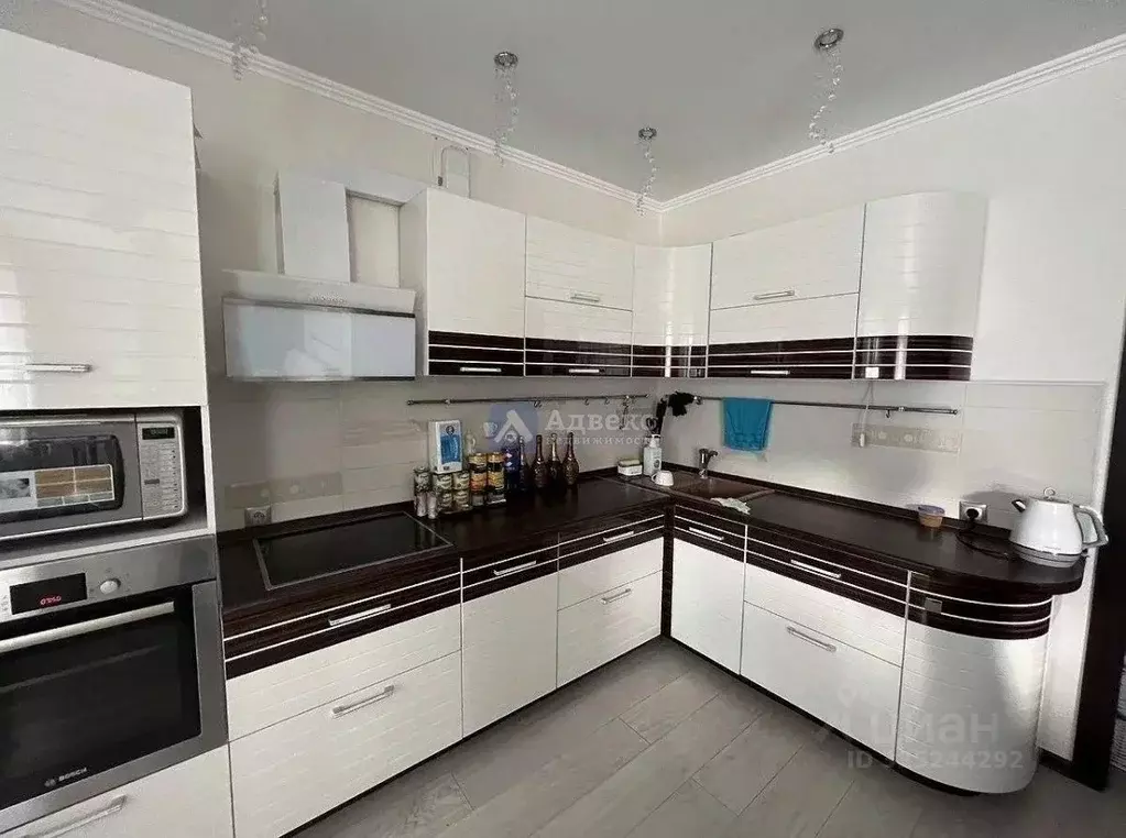 2-к кв. Тюменская область, Тюмень Восточный мкр, ул. Моторостроителей ... - Фото 1