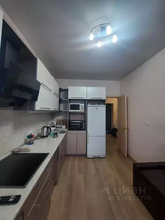 1-к кв. Курганская область, Курган Заозерный жилрайон, 16-й мкр, 8 ... - Фото 2