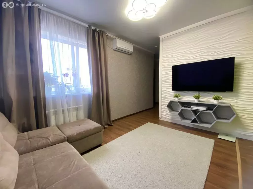 2-комнатная квартира: Уфа, Бельская улица, 32А (48 м) - Фото 1