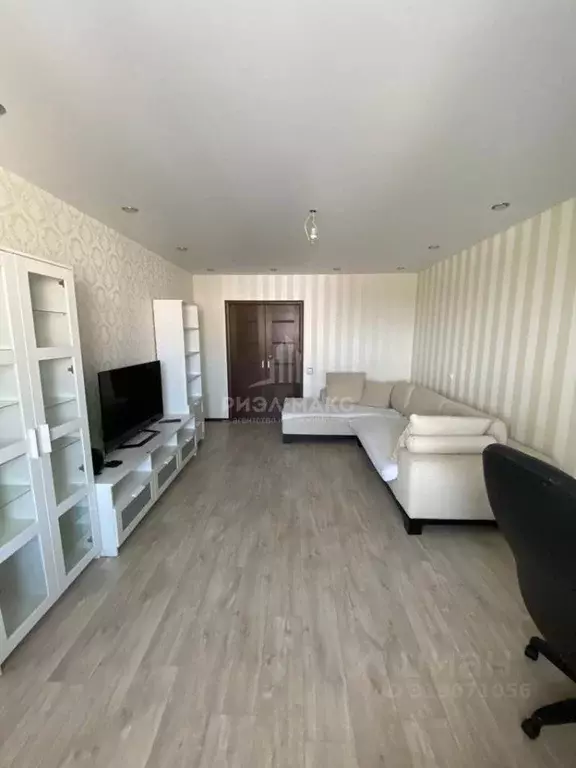 2-к кв. Брянская область, Брянск ул. Крахмалева, 49/1 (68.0 м) - Фото 0