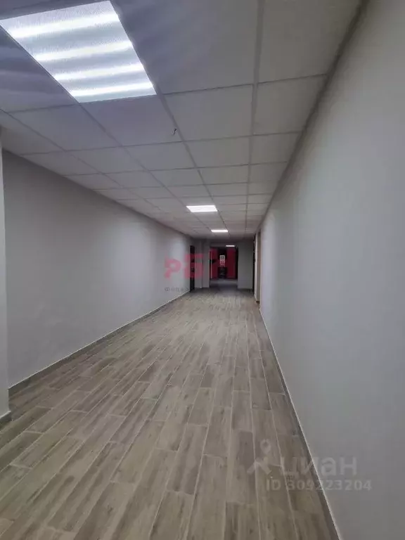 Офис в Тюменская область, Тюмень ул. Пермякова, 43А (33 м) - Фото 1