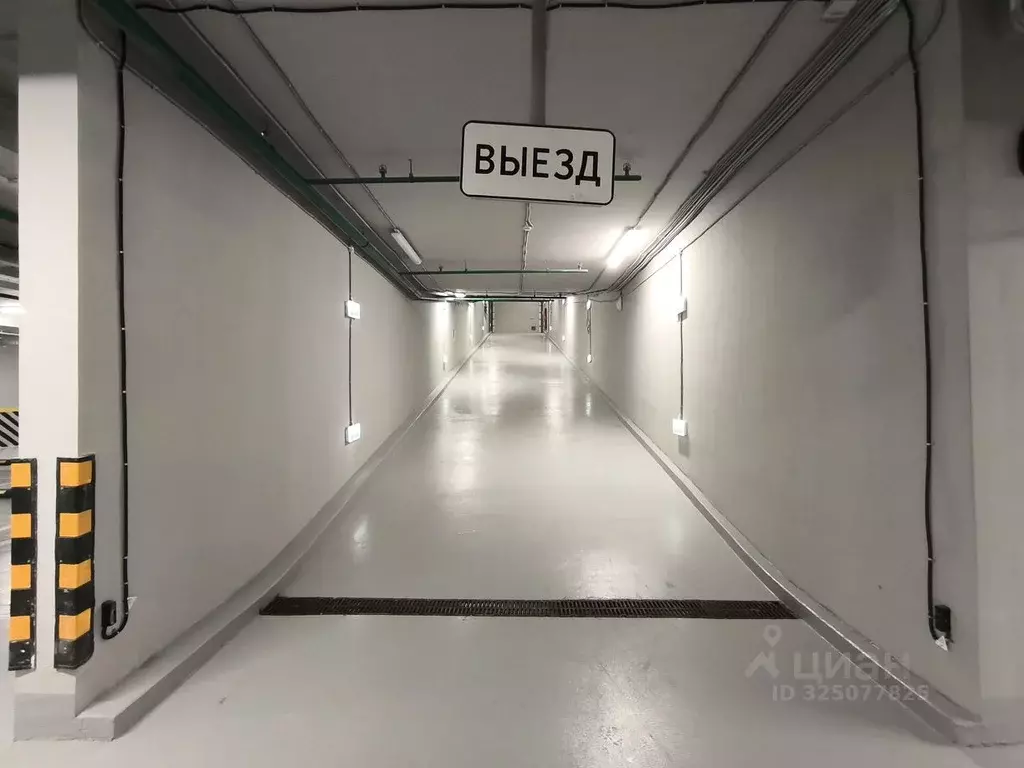 Гараж в Москва 3-я Владимирская ул., 23 (14 м) - Фото 2