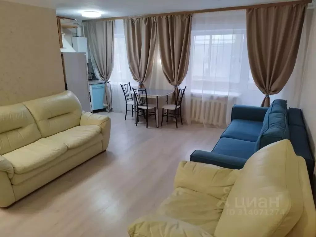 2-к кв. Коми, Ухта просп. Ленина, 23А (44.0 м) - Фото 0