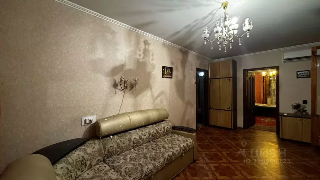 3-к кв. Саратовская область, Саратов ул. Имени Н.Г. Чернышевского, 10 ... - Фото 2