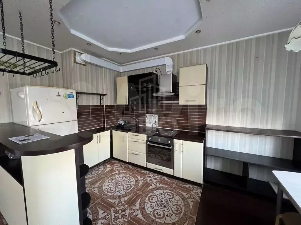 2-к. квартира, 56 м, 3/12 эт. - Фото 0