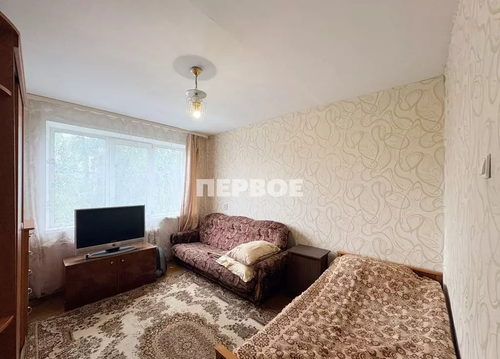 2-к кв. Свердловская область, Ирбит ул. Белинского, 4 (43.0 м) - Фото 1