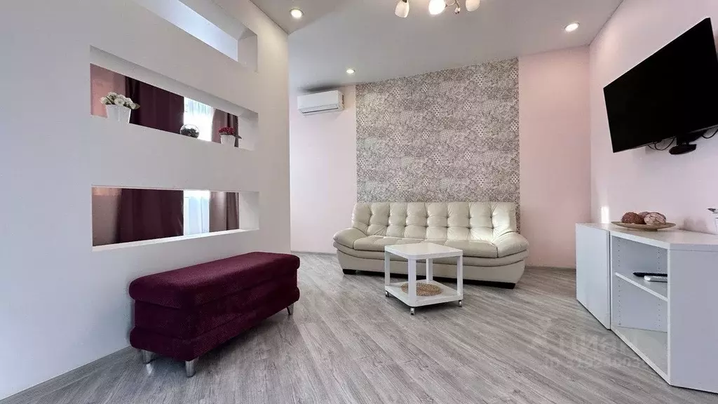 Студия Новосибирская область, Новосибирск ул. Державина, 92 (41.0 м) - Фото 1