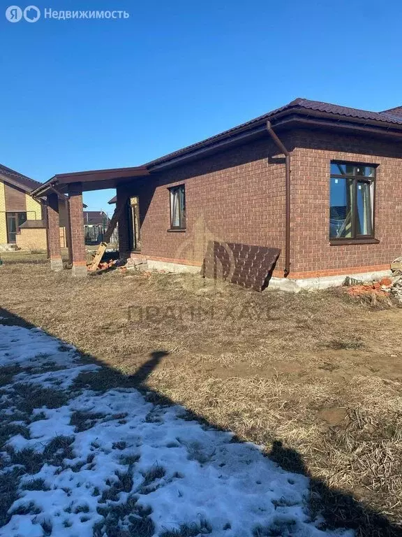 Дом в село Столбище, Коммунальная улица (115 м) - Фото 1