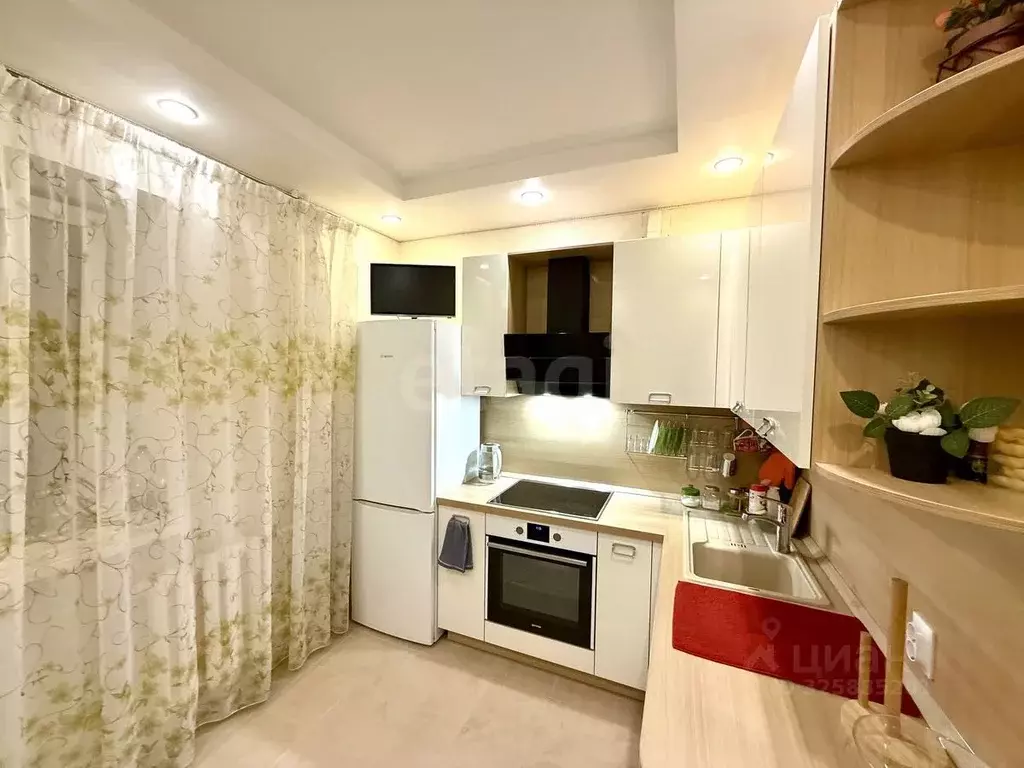 2-к кв. Коми, Сыктывкар Коммунистическая ул., 75/2 (50.0 м) - Фото 2