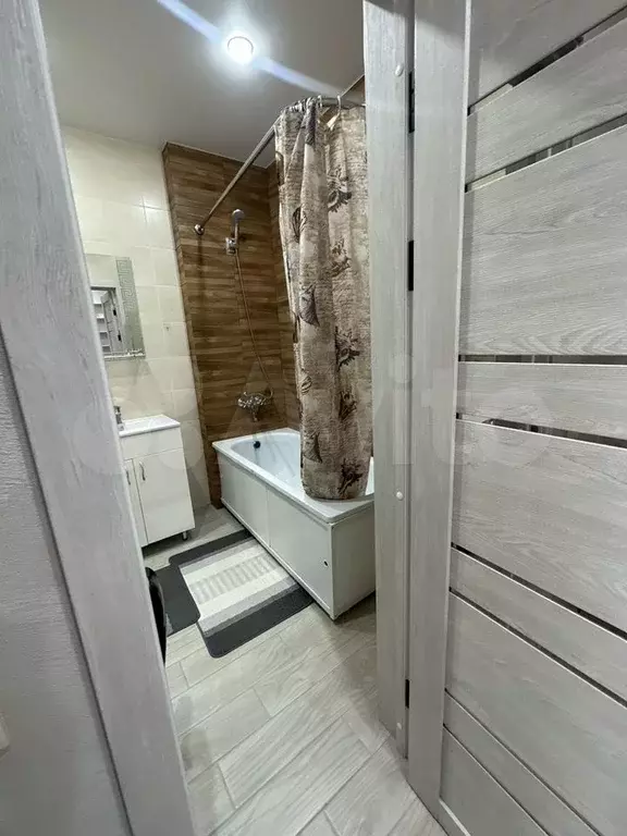 1-к. квартира, 50 м, 3/9 эт. - Фото 1