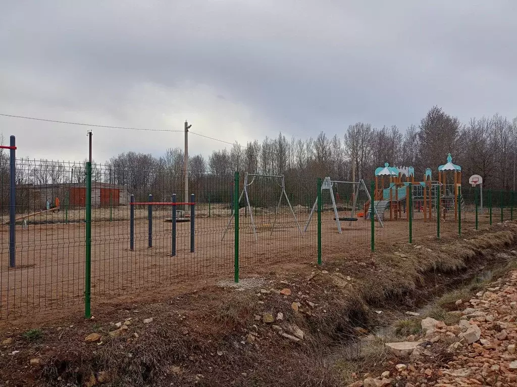 Участок в Новгородская область, Шимск рп, пос. Задорожье  (12.0 сот.) - Фото 1