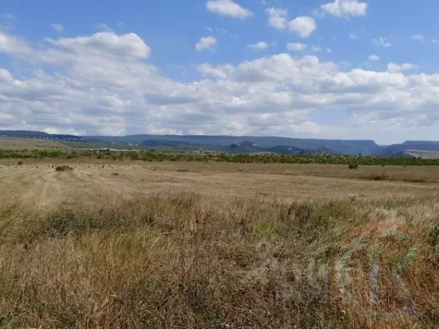 Участок в Крым, Симферопольский район, Добровское с/пос, с. ... - Фото 1