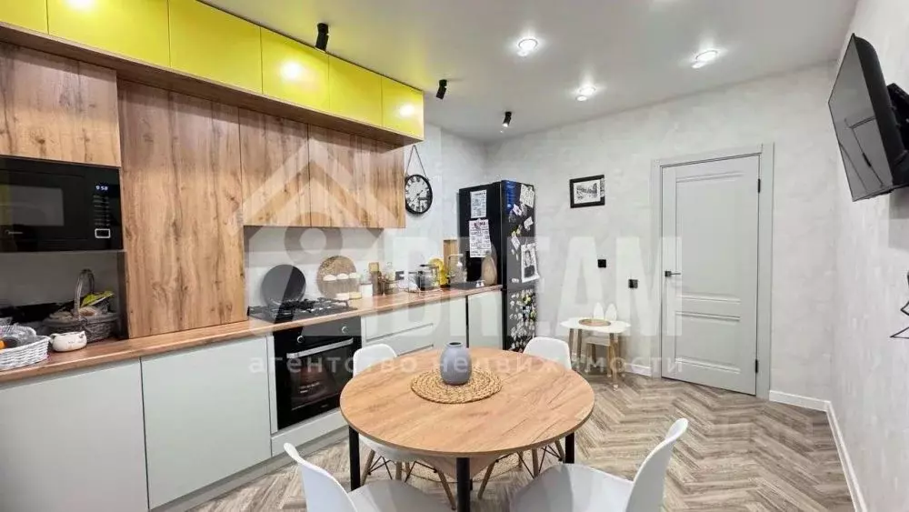 3-к кв. Волгоградская область, Волгоград ул. 70-летия Победы, 20 (61.3 ... - Фото 2