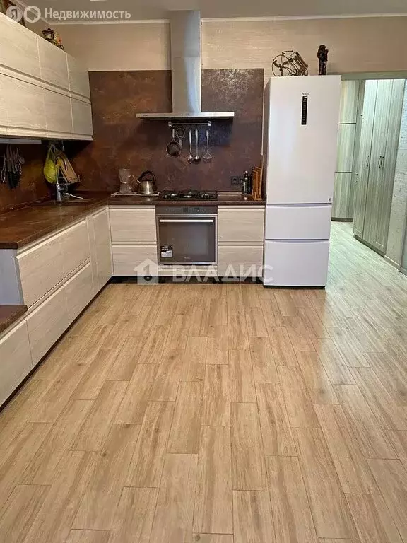 2-комнатная квартира: Ковров, Еловая улица, 84/2 (65 м) - Фото 1