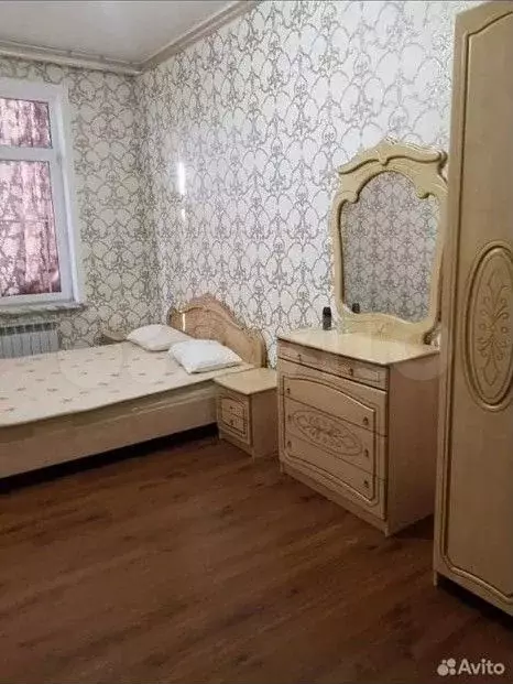 Комната 24 м в 3-к., 6/9 эт. - Фото 0