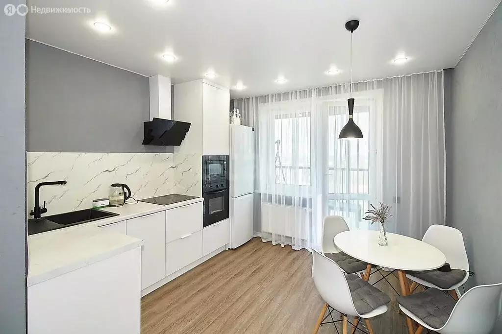 1-комнатная квартира: Тюмень, Тальниковая улица, 5 (36.3 м) - Фото 2