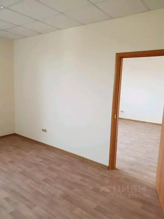 Офис в Тюменская область, Тюмень Камчатская ул., 192 (400 м) - Фото 1