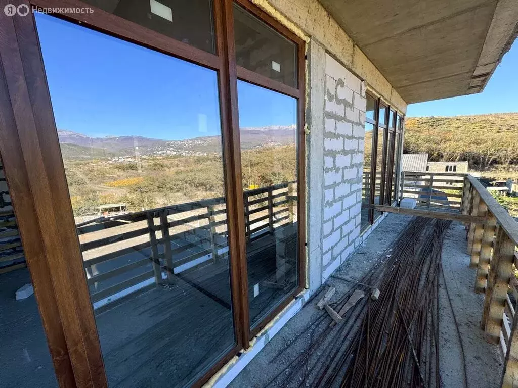 Дом в Алушта, Северная улица (191.3 м) - Фото 1