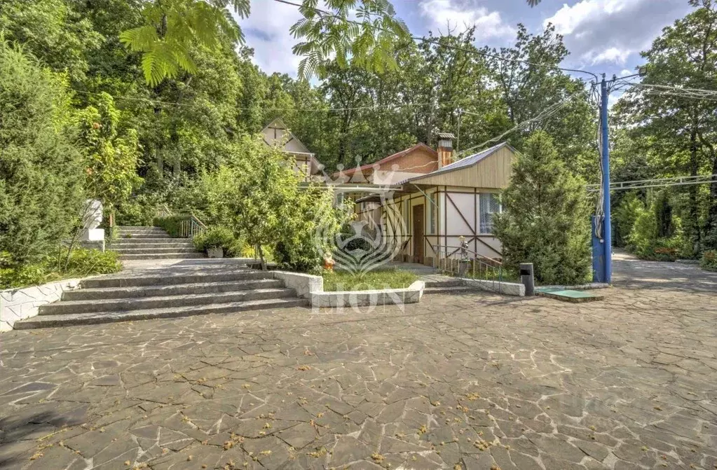 Дом в Крым, Алушта муниципальный округ, пос. Розовый ул. Мирная, 21 ... - Фото 1