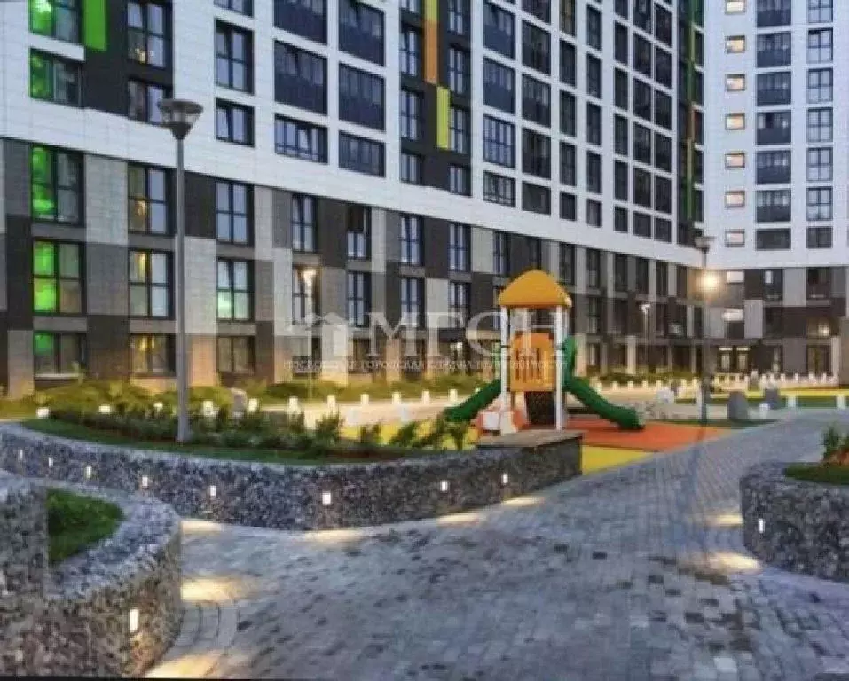 Продается 2-комнатная квартира - Фото 2