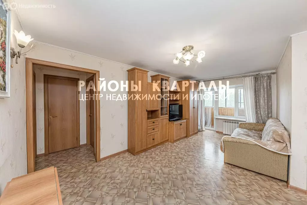 3-комнатная квартира: Челябинск, улица Гагарина, 52 (57.3 м) - Фото 0