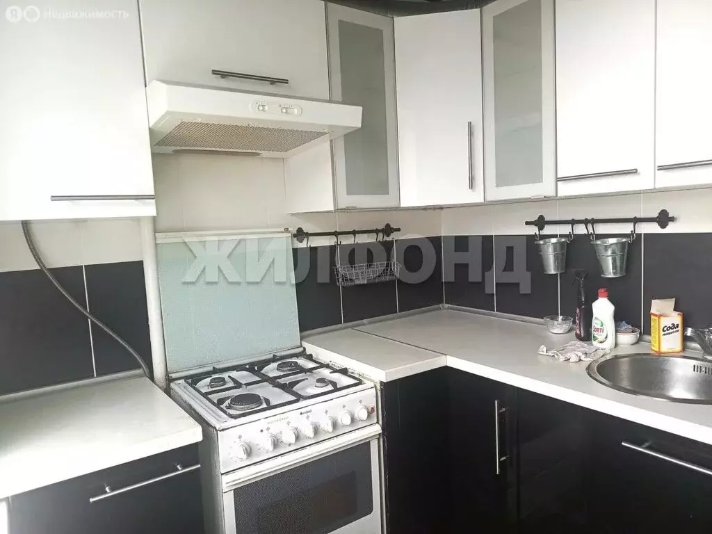 2-комнатная квартира: село Усинское, улица Победы, 53 (45.8 м) - Фото 2