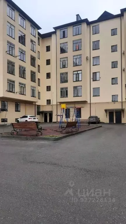 2-к кв. Кабардино-Балкария, Нальчик ул. Мовсисяна, 23 (63.0 м) - Фото 1