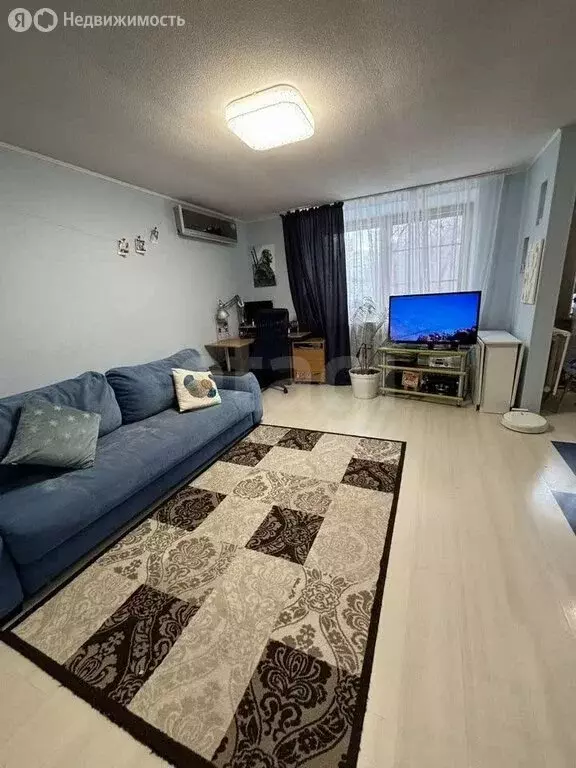 4-комнатная квартира: Барнаул, улица Юрина, 220А (79.9 м) - Фото 1