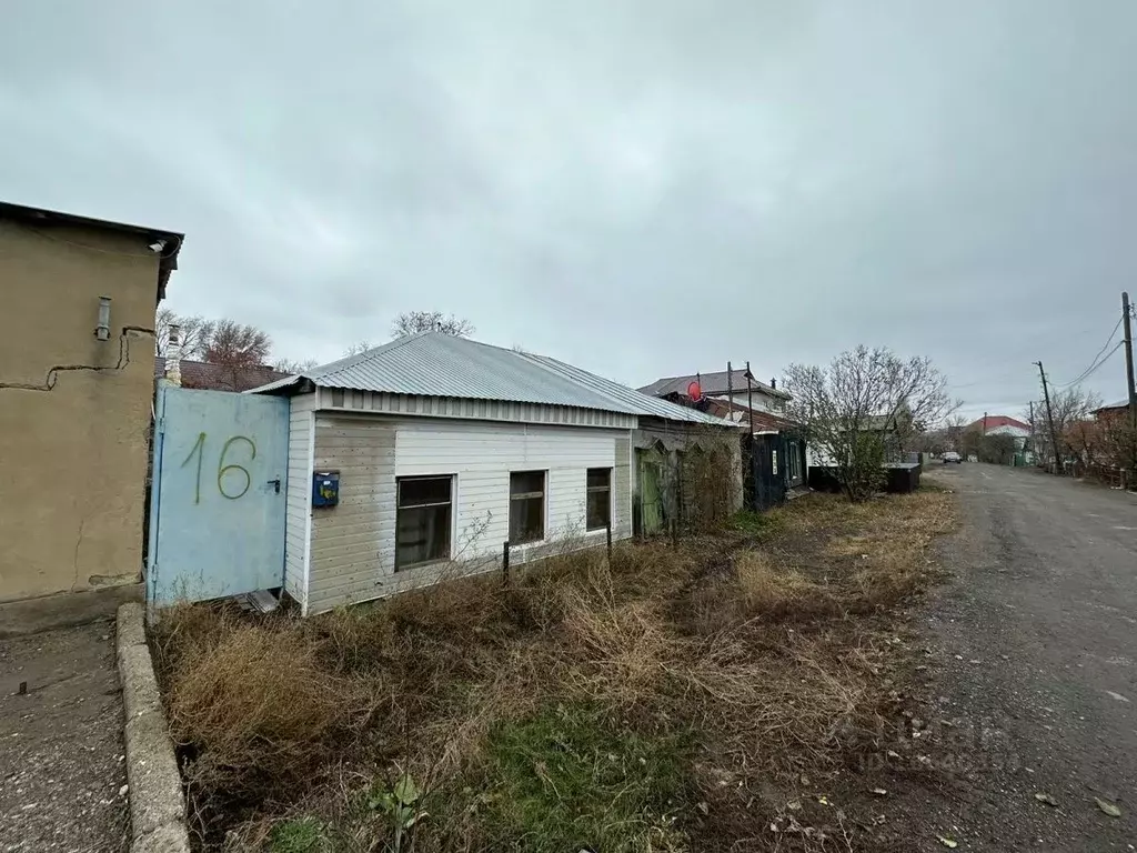 Дом в Оренбургская область, Оренбург Железнодорожная ул., 16 (104 м) - Фото 1