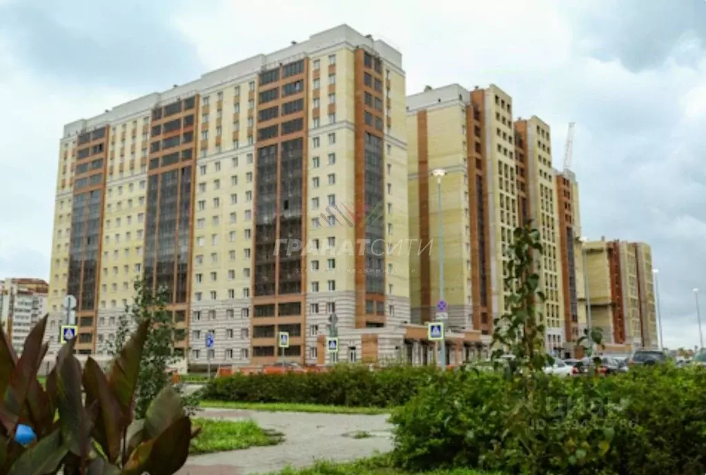 3-к кв. Омская область, Омск ул. А.Н. Кабанова, 2 (71.45 м) - Фото 0