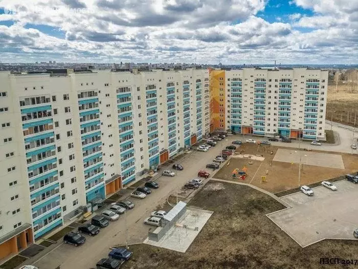 2-комнатная квартира: Пермь, Целинная улица, 57 (67.2 м) - Фото 1