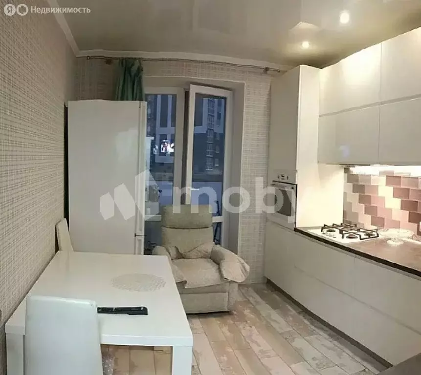 1-комнатная квартира: Калининград, улица Генерала Челнокова, 58 (36.6 ... - Фото 1