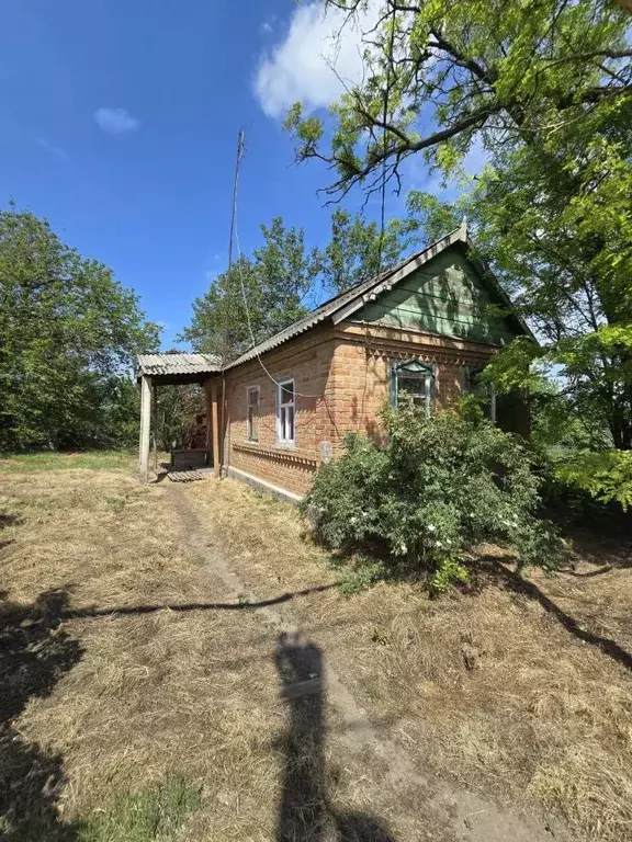 Дом в Ростовская область, Аксайский район, Грушевская ст-ца  (30 м) - Фото 0