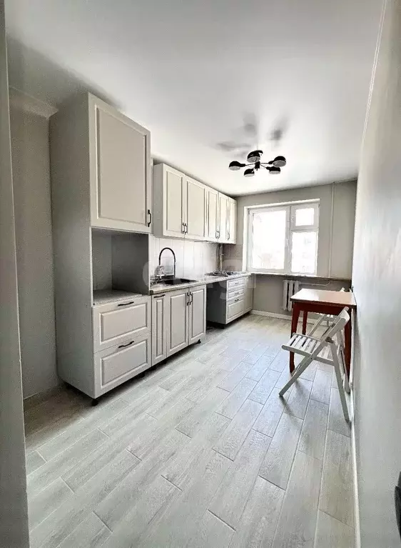 Квартира, 4 комнаты, 70.5 м - Фото 0