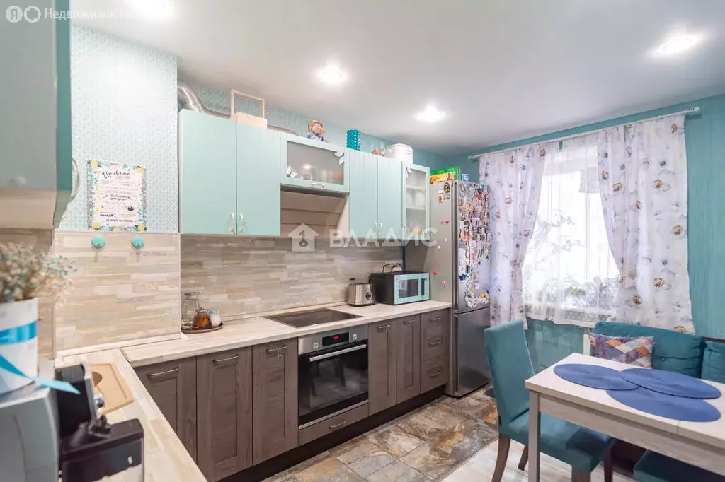3-комнатная квартира: Петрозаводск, улица Чкалова, 49 (74 м) - Фото 0