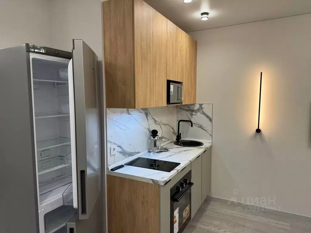 2-к кв. Татарстан, Казань ул. Мансура Хасанова, 13 (40.0 м) - Фото 2