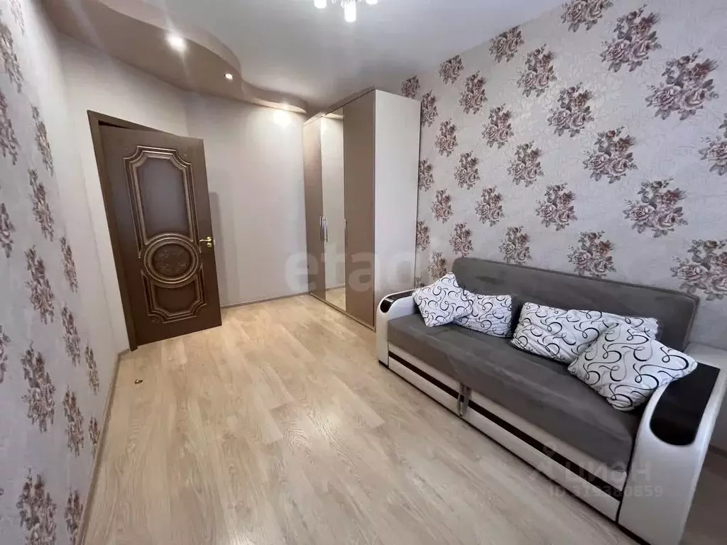 2-к кв. Коми, Сыктывкар ул. Осипенко, 12 (65.0 м) - Фото 1