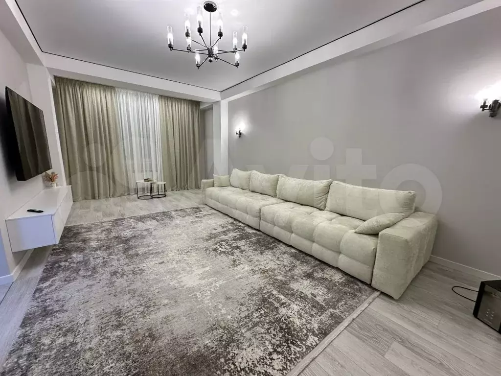 2-к. квартира, 74 м, 4/10 эт. - Фото 1