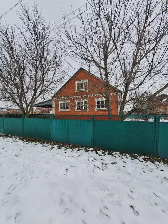 Дом в Краснодарский край, Новокубанск ул. Обороны (190 м) - Фото 1