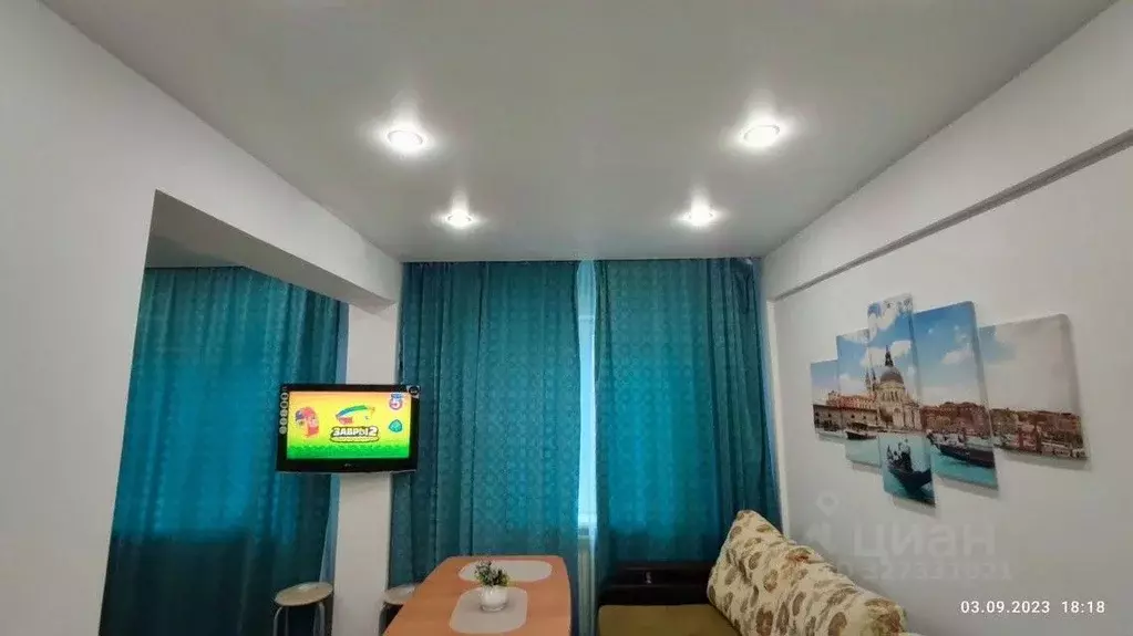 3-к кв. Омская область, Омск Городок Нефтяников мкр, ул. 22 Апреля, 4А ... - Фото 2