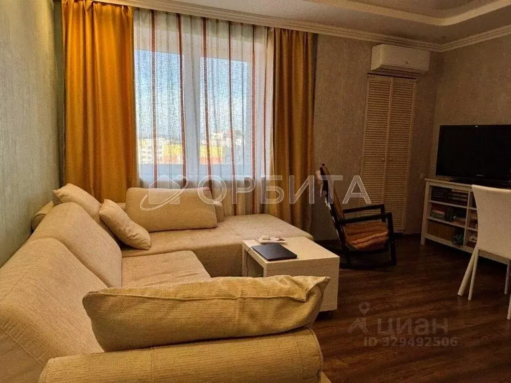 2-к кв. Тюменская область, Тюмень Кремлевская ул., 112к4 (67.6 м) - Фото 2