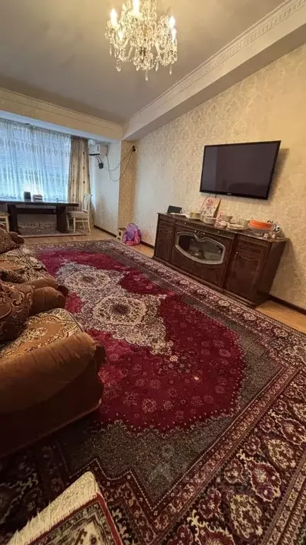 2-к кв. Дагестан, Махачкала ул. Абубакарова (82.0 м) - Фото 0