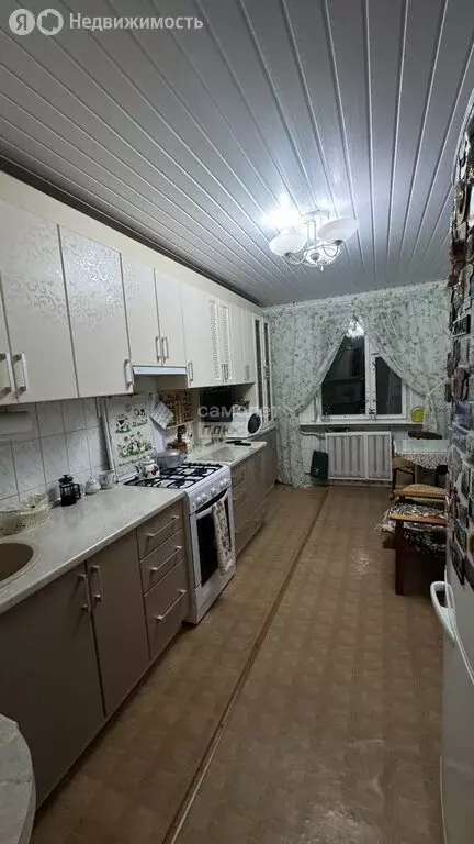 3-комнатная квартира: Нальчик, улица Киримова, 140 (67 м) - Фото 1