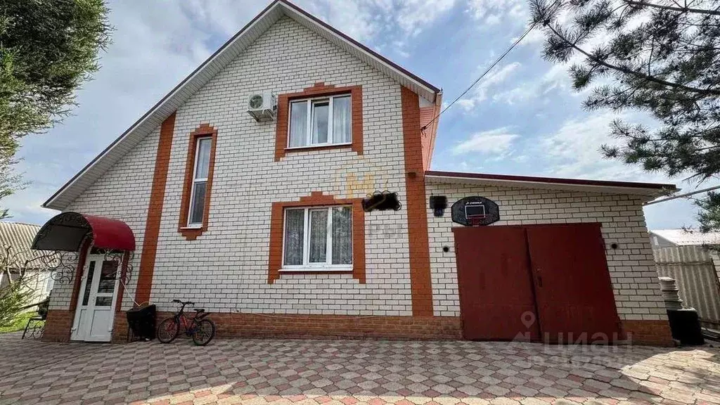 Дом в Белгородская область, Белгородский район, Тавровское с/пос, с. ... - Фото 0